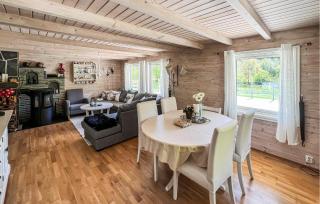 3 Bedroom Cozy Home In Farsund - 6