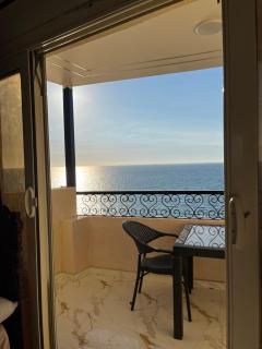 2 bedroom apartment with full sea view - 5