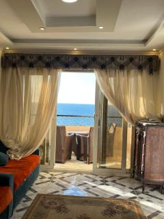 2 bedroom apartment with full sea view - 2