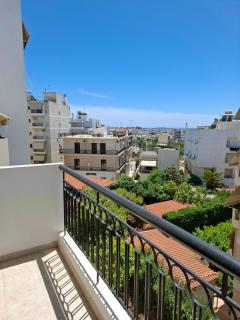 Glyfada Modern and Comfortable Apartment - 8