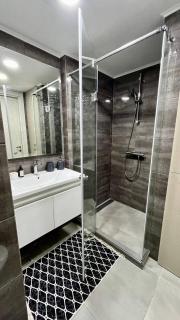 Designer aparment in Palace Complex Seafront Batumi - 2