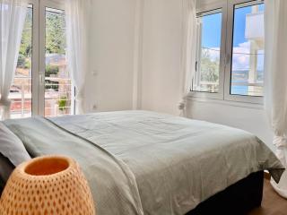 Seafront Residences Loutra Elenis - 8