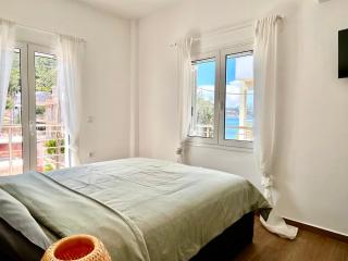 Seafront Residences Loutra Elenis - 2