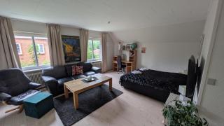 Spacious midttown apartment - 2