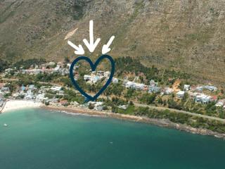 'Bikini Views' Private One Bedroom Suite for 2 with Sunny Veranda - 7