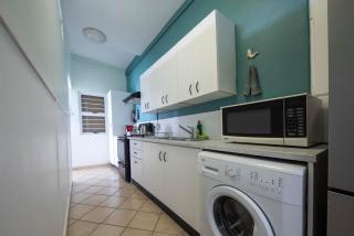 'Bikini Views' Private One Bedroom Suite for 2 with Sunny Veranda - 1