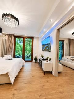City Center Luxury Boutique Apartment - 5