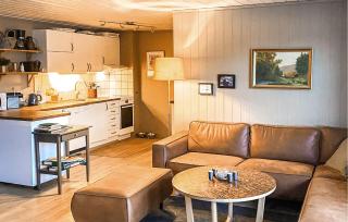 Awesome Apartment In Lindesnes With Wifi - 3
