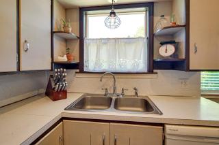 Rhubarb Cottage - Entire house Dog Friendly! - 2