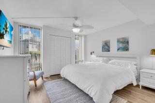 Luxury Beachfront Condo - 1