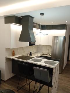 Elegant Apartment 2 - 0