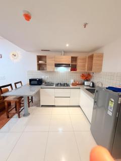 Premium Studio near Expo Mart , Pari Chowk , Kitchen , WiFi, Google TV, Pool - 8