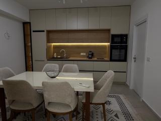 East Gate Premium Stay - 9