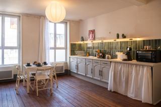 a charming little apartment - 4