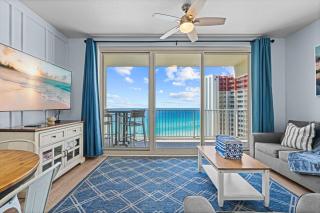 Stunning gulf front condo- sleeps 10 - 9