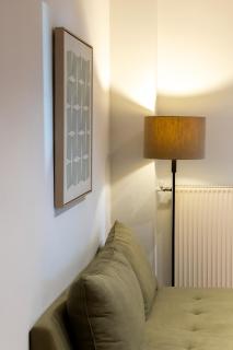 Luxury Glyfada flat steps from sea & main market - 9