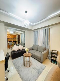 2BR Modern Cozy Haven Near Abreeza SM Lanang - 7