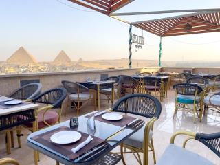 Luxurious GEM and PYRAMIDS view - 6