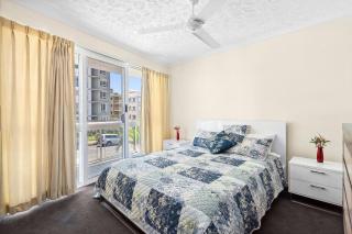Pumicestone Apartments Unit 6 - 4