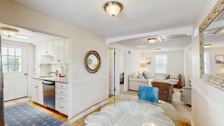 Rehoboth Beach Gem - Porch Washer & Dryer Walk to Beach - 6