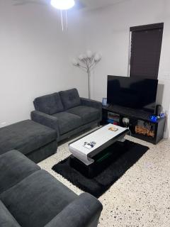 Stylish 1BR w Free Parking, near Wynwood & DT - 9
