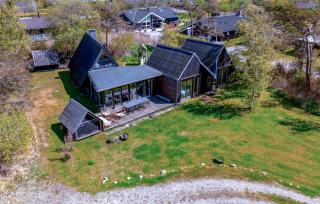 Two-Bedroom Holiday Home In Ebeltoft - 1