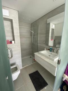 2 bedrooms garden - sea view service apartment - 1