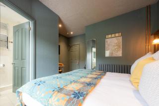Tyn-y-Coed Inn - 1