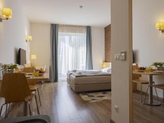 Studio Holiday Club 3 by Interhome - 1