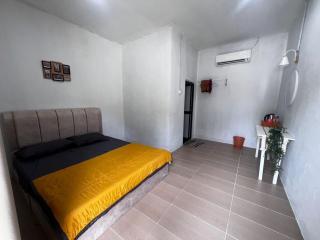 Nuar Homestay - 8