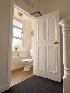Large Group Stay in Cardiff Sauna, Pool Room - 7