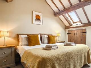 Valley View Barn - 1