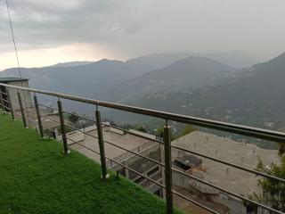Snow Stones Apartments - 5