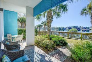 Lakefront ground-floor condo with pools & hot tubs - walk to the beach - 9