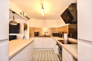 K Suites - Seager Drive Cardiff - 5