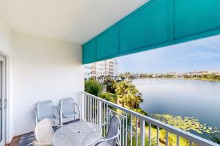 Boutique studio walking distance to the Gulf- resort pools & amenities - 0