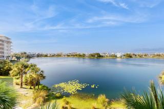 Boutique studio walking distance to the Gulf- resort pools & amenities - 8