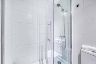 The Place Apartment 1BR and Wifi - 2