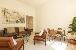 Lovely Cozy Nazionale 4 - 8