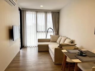 Laguna Skypark 1BR Golf View Rooftop Pool - 1
