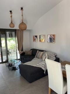 Villa Nerόessa - 4