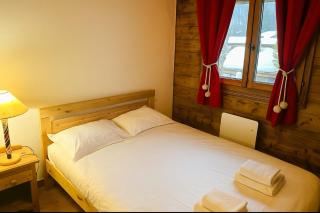 In the Heart of Chamonix duplex view Mont-Blanc - 5