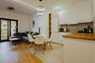 Happy Family Apartments - 5