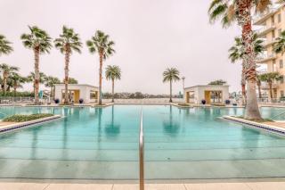 Pretty snowbird condo w lake views free WiFi and full kitchen - 9