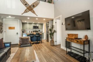 Stylish in Central Mammoth! 2 Bed 2 Bath Loft - 6