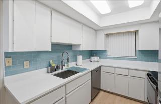 Walk to Beach & Dining | Pool + 2-Car Garage - 7