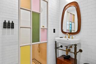 Freeman 301 by Rove Travel - Studio with Shared Amenities - 1