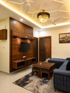 The Elite Luxury Suite - 4