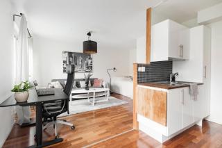 New Luxurious Cozy Furnished Apartment - 2