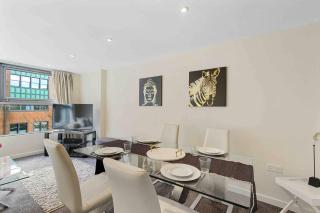 Premium 1BR Swindon City Centre - 1